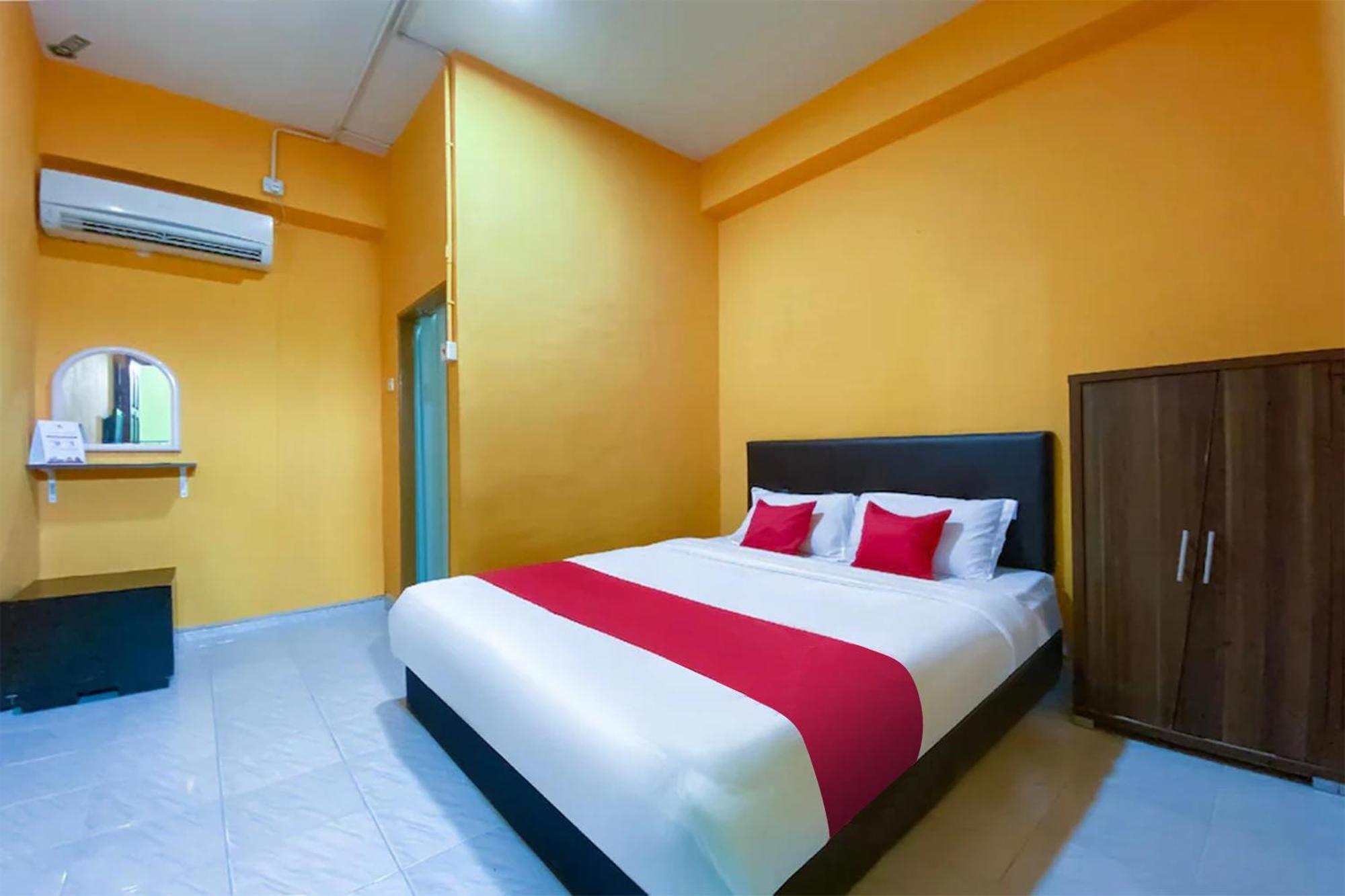 Coop Hotel Kangar
